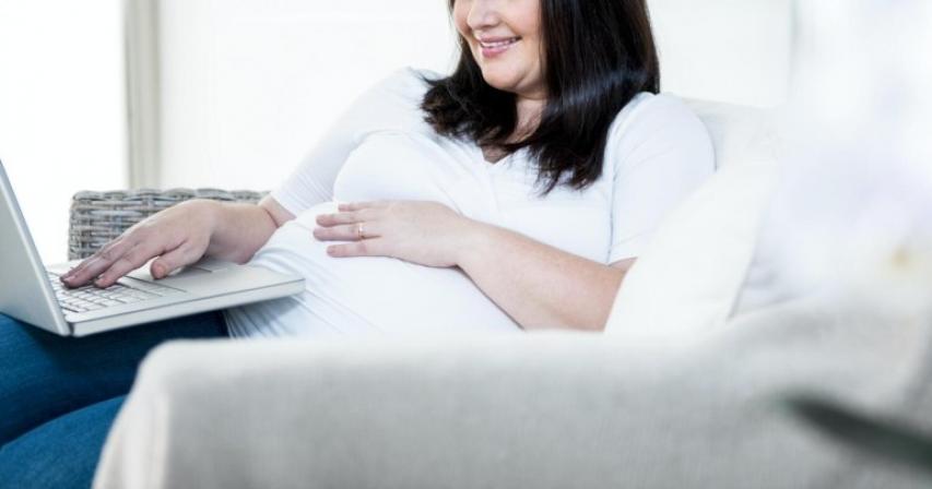 abu-dhabi-extends-maternity-leave-for-private-sector-employees
