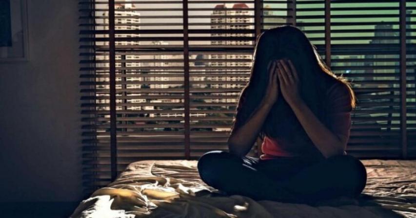 uae-resident-left-with-dh120,000-debt-after-husband-flees-can-travel-ban-be-imposed-on-spouse?
