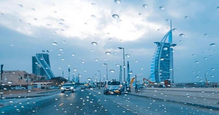 uae-weather-chance-of-rainfall-in-some-areas-light-to-moderate-winds-expected
