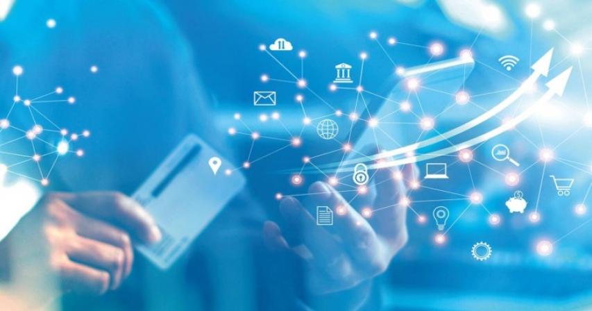 uae-how-fintech-startups-make-investing-accessible-to-women-build-financial-literacy
