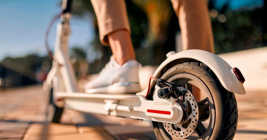 dubai-15-year-old-badminton-player-killed-in-e-scooter-accident
