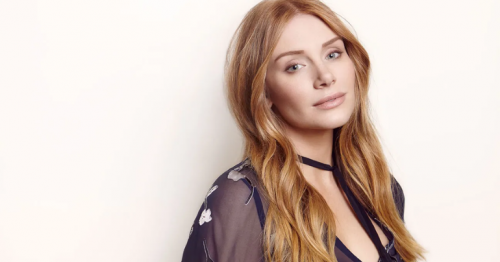 Bryce Dallas Howard: Navigating the Dual Path of Acting and