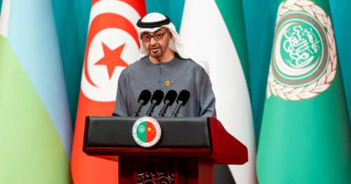 Sheikh Mohamed meets with UAE students on his China visit