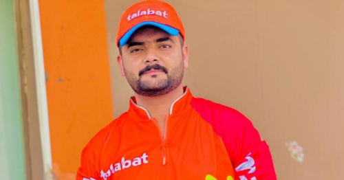 Meet delivery rider hero who rescued kitten from busy road