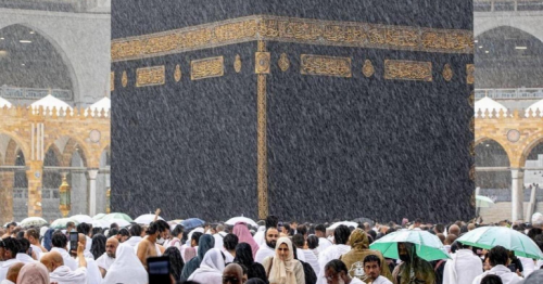 Saudi Arabia resumes issuing Umrah visas as Haj ends