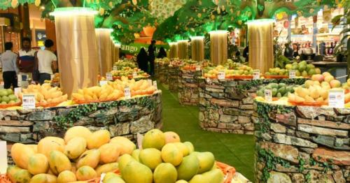  Festivals in UAE begin to welcome king of fruits