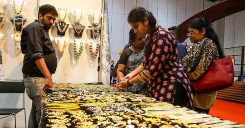 Dubai gold prices at new record high, 22K surges above