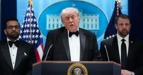 Trump says suspect had 'multiple weapons', FBI launches
